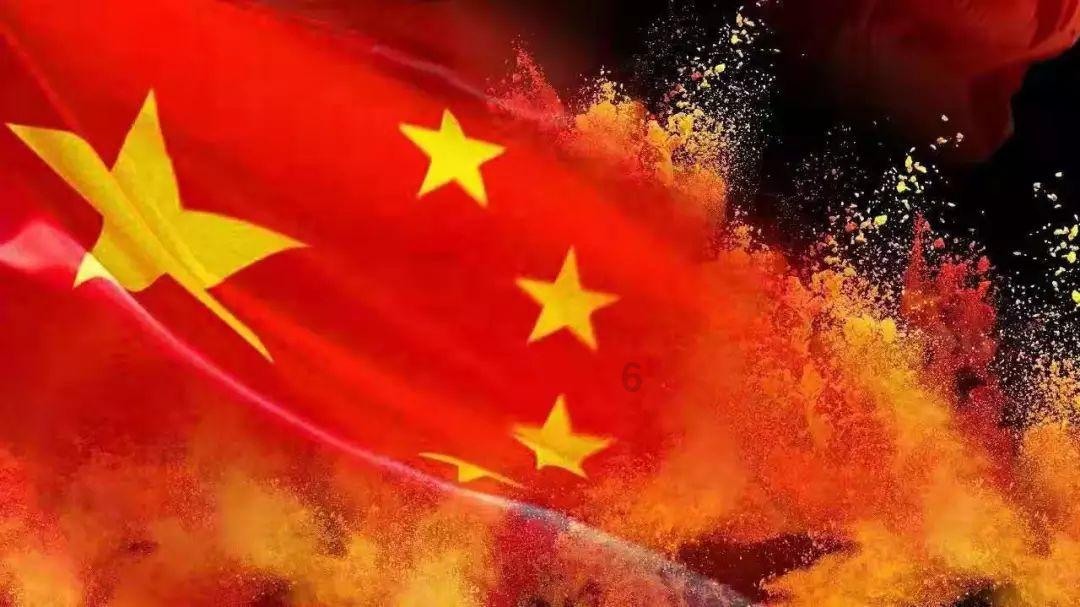 00后深圳职校女孩设计衣服获国奖，你如何评价她的参赛作品？游戏画面